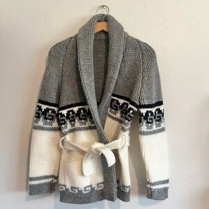 Gray and White Knit Cardigan with Belt
